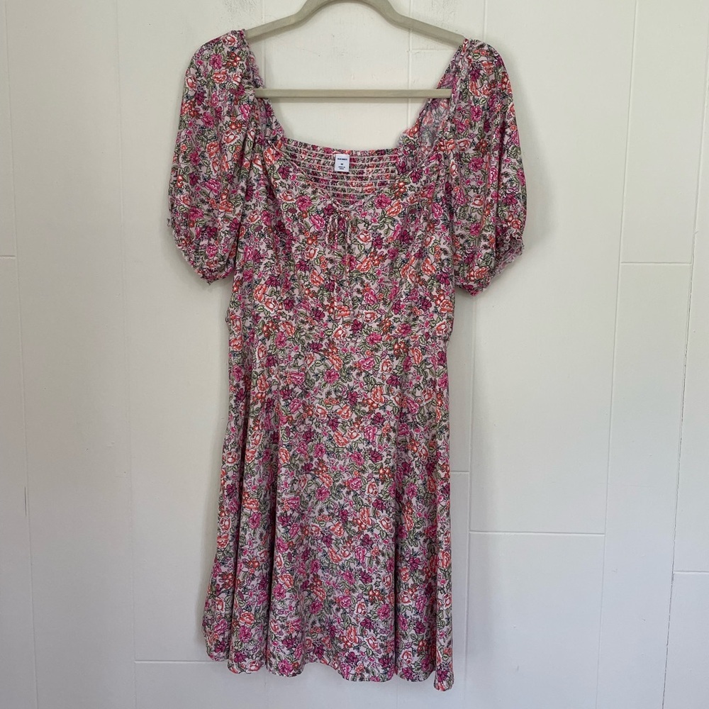 Old Navy Short Sleeve Fit & Flare Dress Sweetheart Neck Pink Ditzy Floral ~ Sz M
